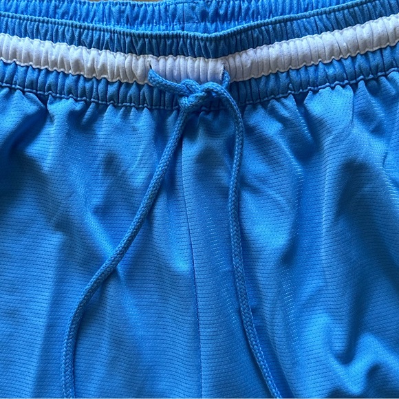 Nike Baby Blue Loose Fit Above Knee Length Mens Sz XXL - Picture 3 of 10